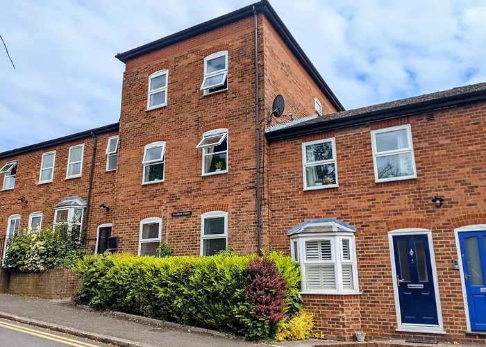 Saffron Court By Wycombe Apartments - Apt 06